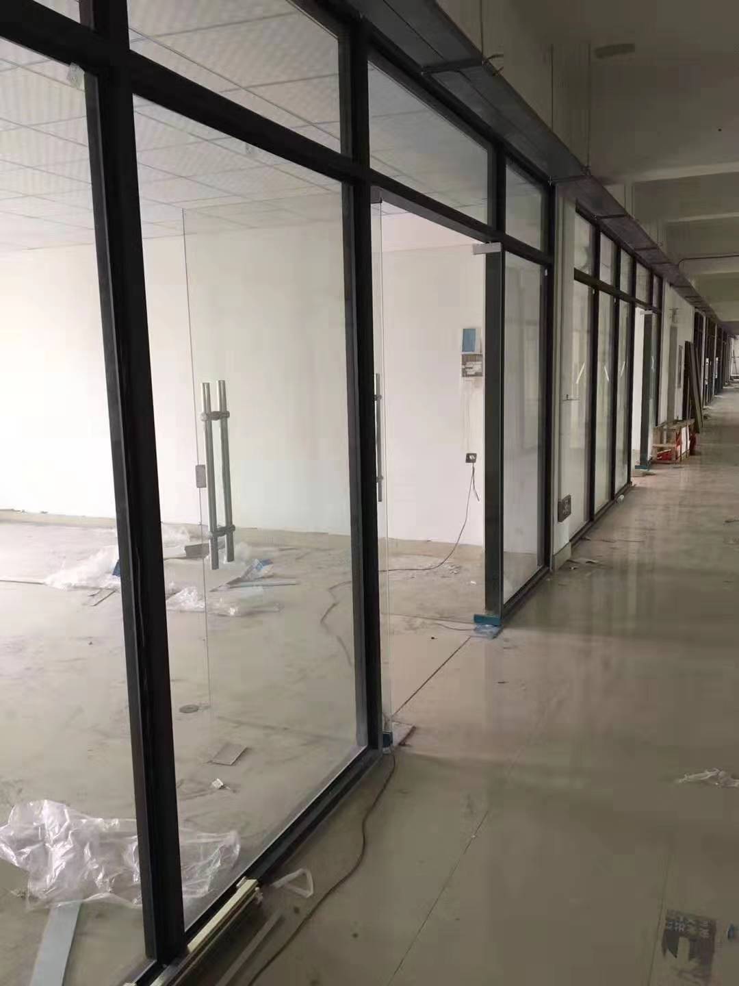 办公室玻璃隔断