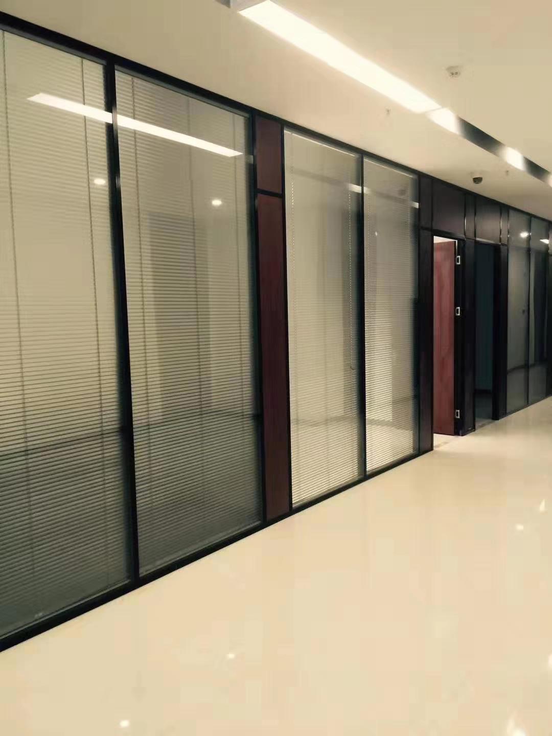 办公室玻璃隔断